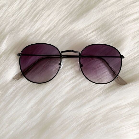 ❗️LAST❗️Black Retro Sunglasses - Picture 1 of 2
